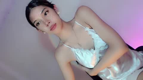 Snapshot of amor_pleasure chatting on 01.07.25 Belle Tylor online show from 01.07.25