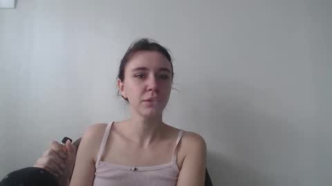 Snapshot of amoremeoww chatting on 11.08.25 miss unforgettable online show from 11.08.25