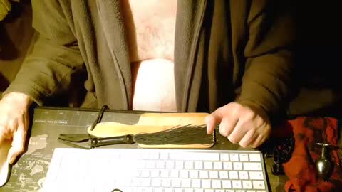 amslave4f online show from 02.21.25