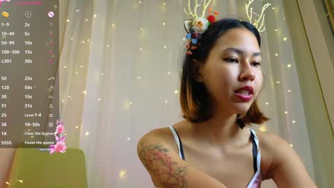 Amura Kim online show from 01.04.25