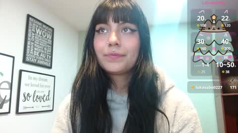 Snapshot of amy__adams1 chatting on 12.20.24 Amy 3 online show from 12.20.24