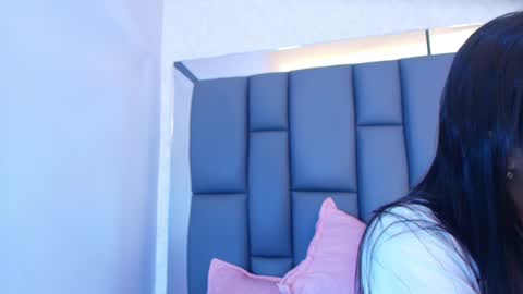 Snapshot of amy__wats0n chatting on 04.27.26 amy__wats0n online show from 04.27.26