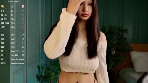 Snapshot of amy_does chatting on 10.11.25 Amy online show from 10.11.25