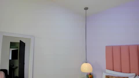 Aleja   online show from 11.09.25