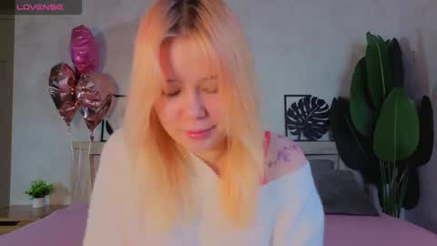 Snapshot of amy_kimberlly chatting on 02.28.26 Amy online show from 02.28.26