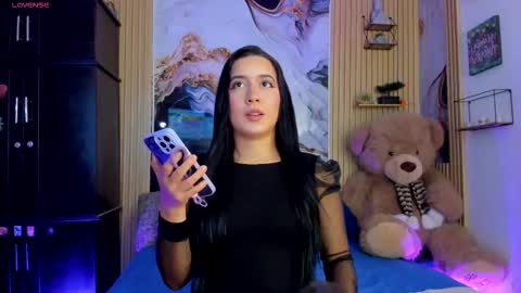 amy_leah_ online show from 02.18.26