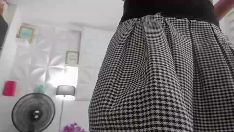 Amy Caroland online show from 02.27.25