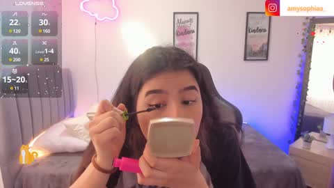 Snapshot of amy_sophiaa chatting on 01.16.25 Amy sophia 3 online show from 01.16.25