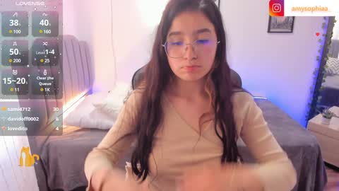 Snapshot of amy_sophiaa chatting on 01.20.25 Amy sophia 3 online show from 01.20.25