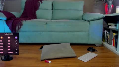 Snapshot of amy_versatile chatting on 02.26.25 Amy online show from 02.26.25