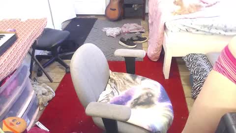 Trashely Gimpson online show from 02.17.25