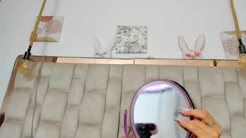 Snapshot of amycortes chatting on 11.02.25 Amy Cortes online show from 11.02.25