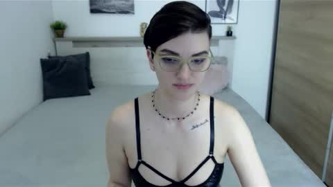 Hi there guys  My pleasure in your hands  pvt is open online show from 03.28.26