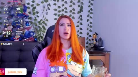 Snapshot of amypond__ chatting on 12.11.24 Amy online show from 12.11.24