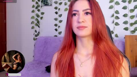 Snapshot of amypond__ chatting on 03.09.25 Amy online show from 03.09.25