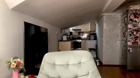 Snapshot of amyroberta92 chatting on 11.28.25 amyroberta92 online show from 11.28.25