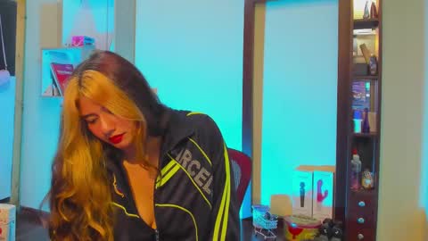 Snapshot of amywhitexxd chatting on 02.12.25 AmyWhitexxd online show from 02.12.25