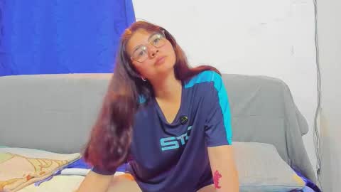 Snapshot of amywhitexxd chatting on 12.05.25 AmyWhitexxd online show from 12.05.25