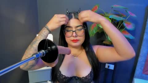 Snapshot of amywhitte_ chatting on 04.12.26 amywhitte_ online show from 04.12.26