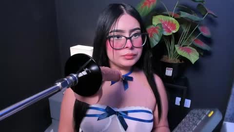Snapshot of amywhitte_ chatting on 04.16.26 amywhitte_ online show from 04.16.26