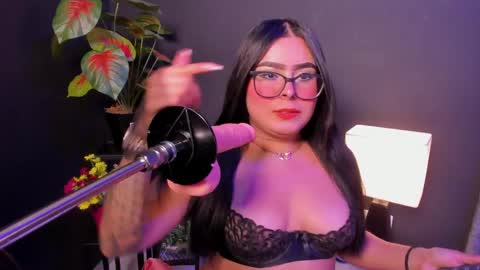 Snapshot of amywhitte_ chatting on 05.06.26 amywhitte_ online show from 05.06.26