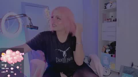 Snapshot of amyy_rouse chatting on 02.28.26 Collinns online show from 02.28.26