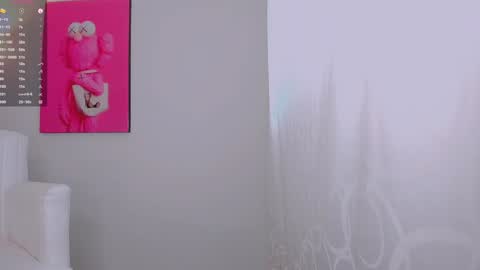 Snapshot of ana__f chatting on 12.22.24 Ana online show from 12.22.24