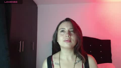 ana_arms_ online show from 04.08.26