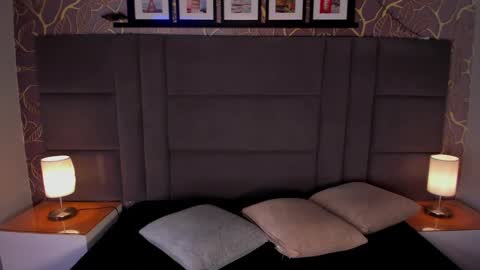 Snapshot of ana_beckett chatting on 01.28.25 Ana online show from 01.28.25