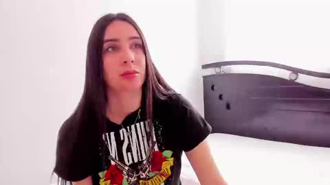 Ana  IG an castillo 1 online show from 12.30.24