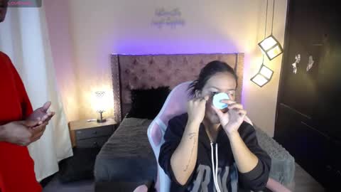 ana_crisgray online show from 03.10.25