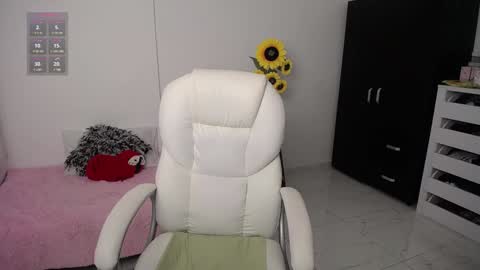  Ana  online show from 12.30.24