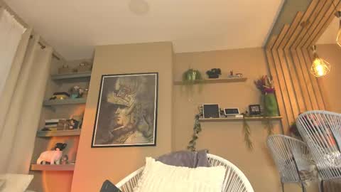 Snapshot of ana_jasper chatting on 09.23.25 Ana Maria online show from 09.23.25