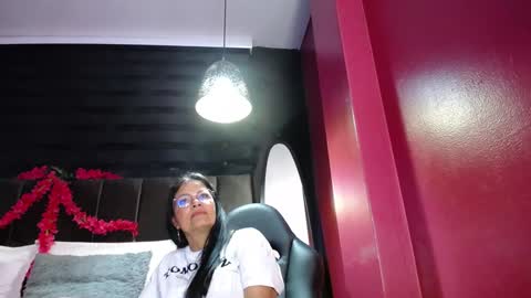 Snapshot of ana_mature_ chatting on 02.05.25 Ana online show from 02.05.25