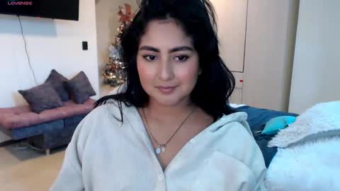 Ana Ricciardi online show from 12.16.25