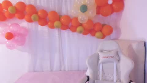 Im anna but you can call me as you want online show from 03.03.25