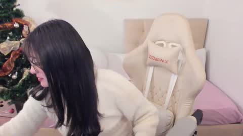 Im anna but you can call me as you want online show from 01.05.26