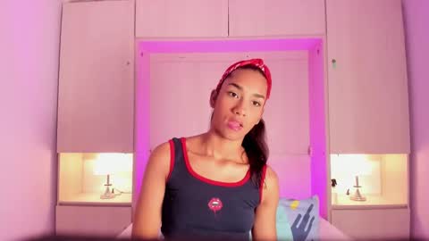 anaacollins_ online show from 02.17.26