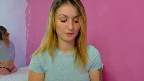 anaayss online show from 10.24.25