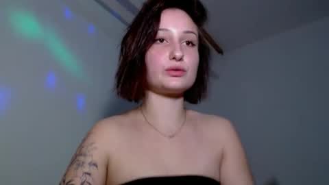 anabanana77 online show from 11.04.25