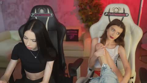 Snapshot of anabel054 chatting on 06.04.26 Anabel Kira Zlata Kira Elice Lana Dominika Sofy Kaila Bridget online show from 06.04.26