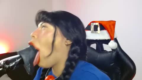 Snapshot of anabel693 chatting on 12.20.24 anabel alice gandara online show from 12.20.24