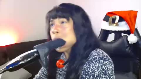Snapshot of anabel693 chatting on 12.22.24 anabel alice gandara online show from 12.22.24