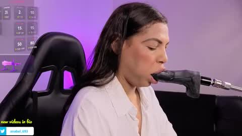 Snapshot of anabel693 chatting on 10.09.25 anabel alice gandara online show from 10.09.25