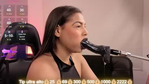 Snapshot of anabel693 chatting on 10.10.25 anabel alice gandara online show from 10.10.25