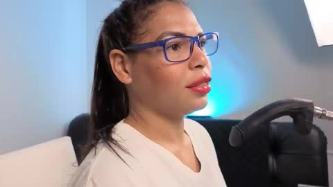 Anabel Alice Gandara online show from 02.15.26