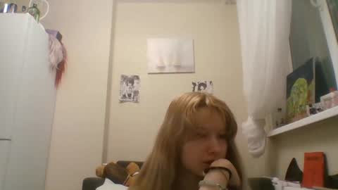 Snapshot of anabelbrando chatting on 07.01.26 Malvina online show from 07.01.26