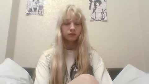 Snapshot of anabelbrando chatting on 07.03.26 Malvina online show from 07.03.26