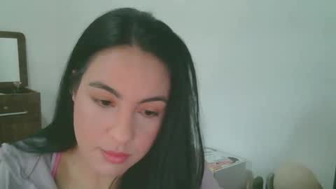 Snapshot of anabelenogueira1 chatting on 05.18.26 anabelenogueira1 online show from 05.18.26