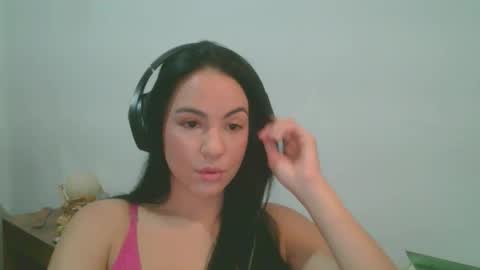 Snapshot of anabelenogueira1 chatting on 05.24.26 anabelenogueira1 online show from 05.24.26